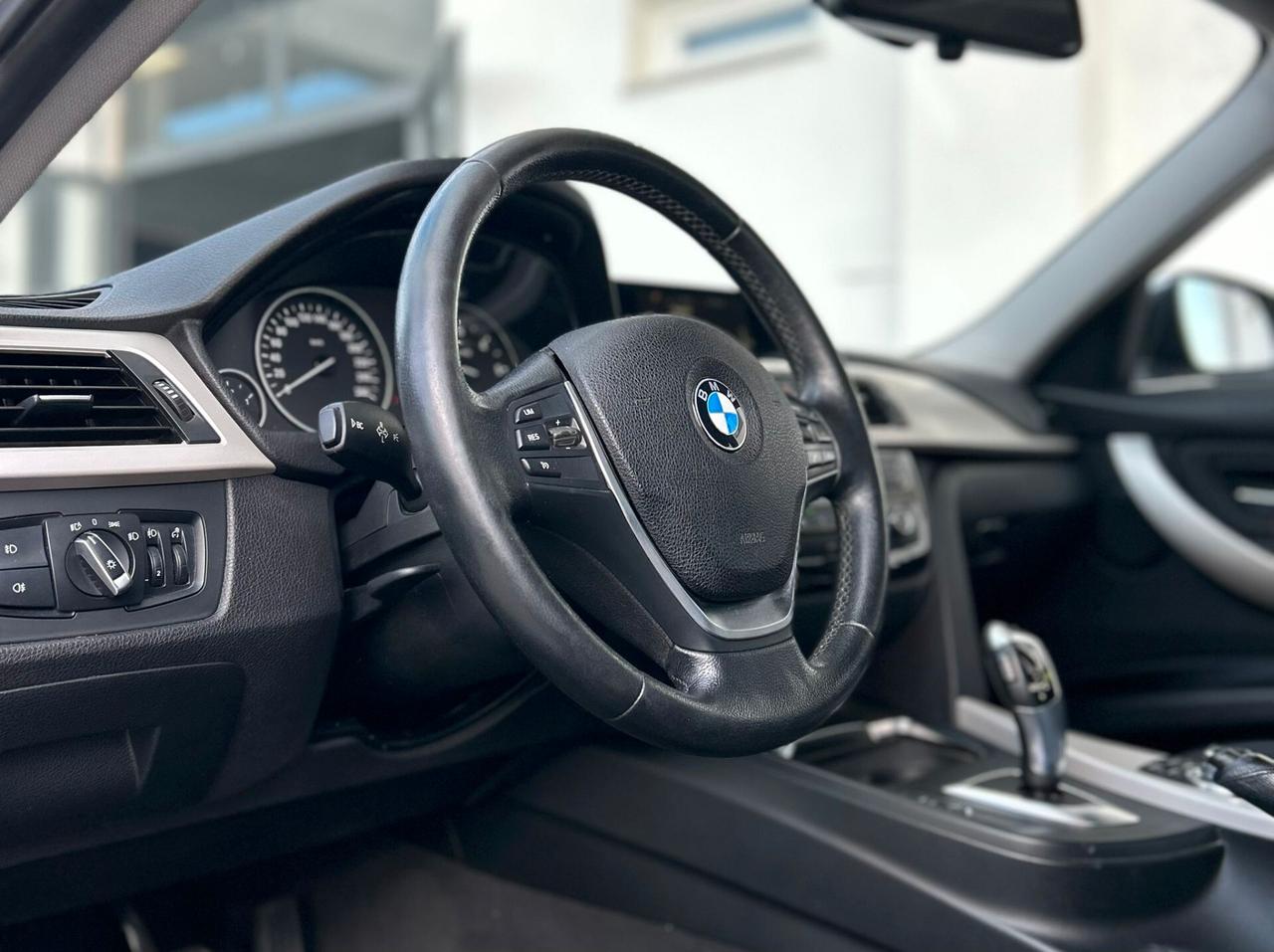 Bmw 318 318d F30 auto