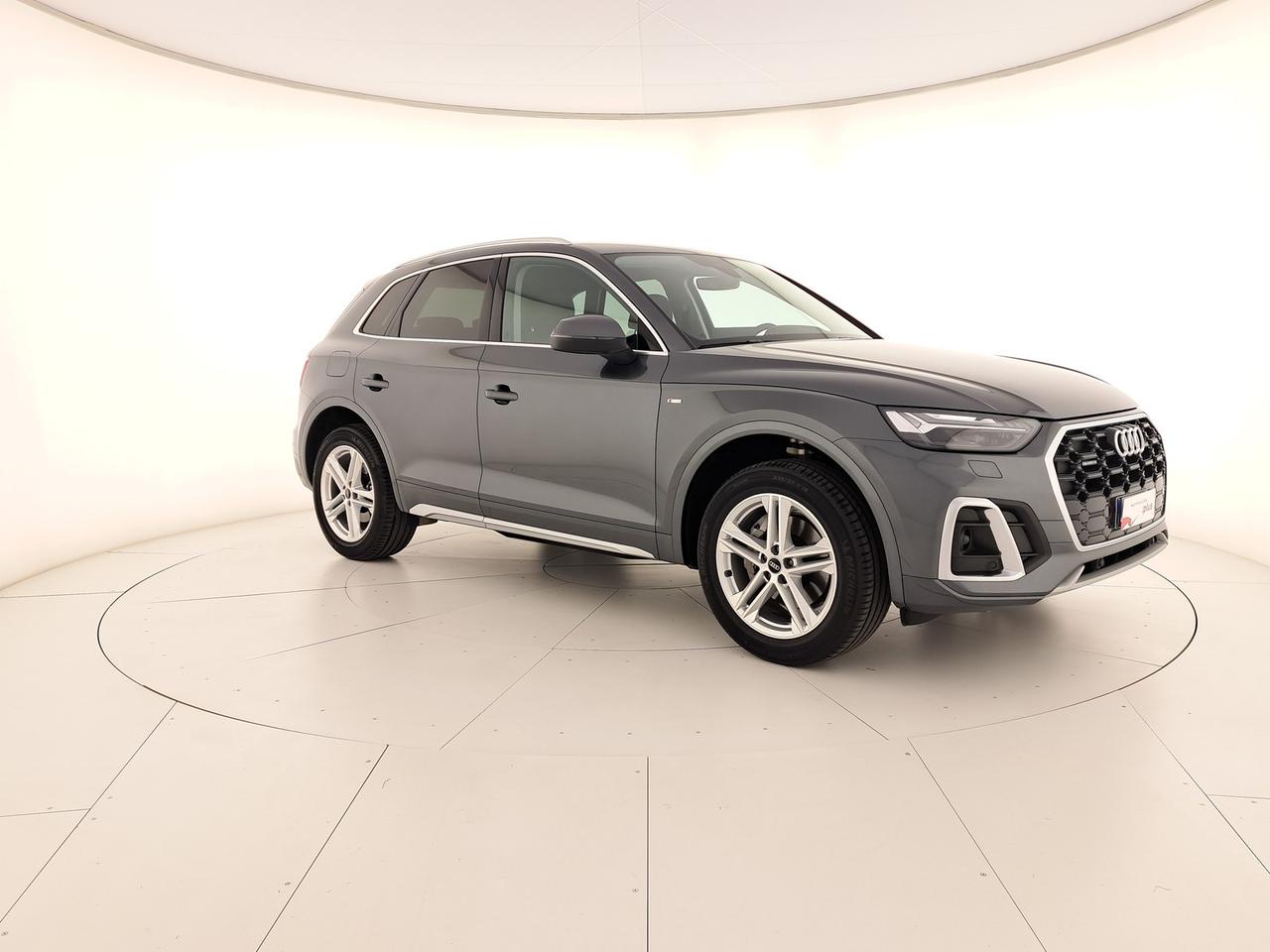 Audi Q5 40 2.0 tdi mhev 12v s line quattro s-tronic