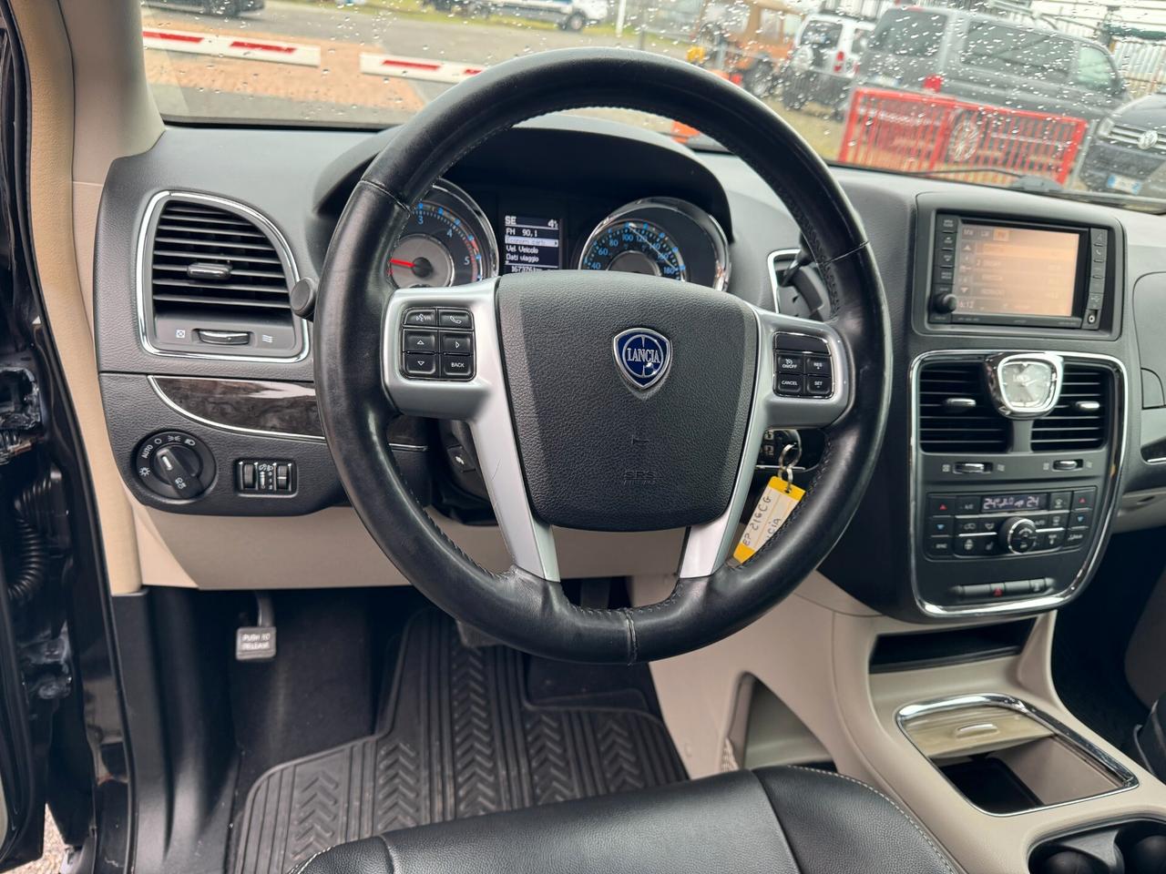 Lancia Voyager 2.8 Turbodiesel Platinum 163 CV