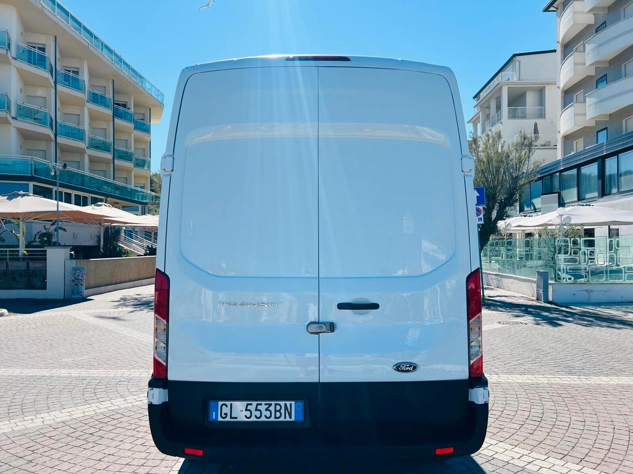 Ford TRANSIT 2.0 BLUEHDI 17CV L3H3 +IVA