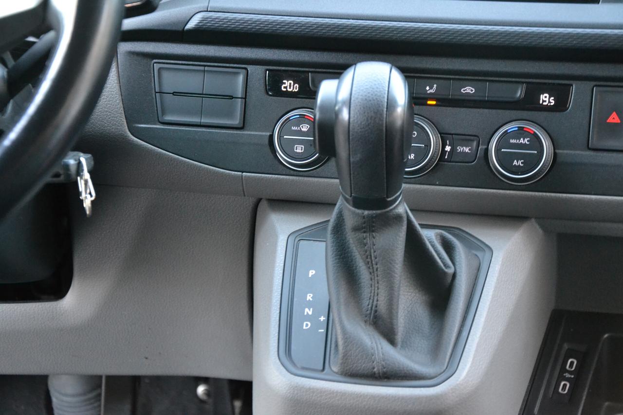 Volkswagen Caravelle 2.0 TDI 150CV DSG CONFORTLINE 8 POSTI *PREZZO VERO