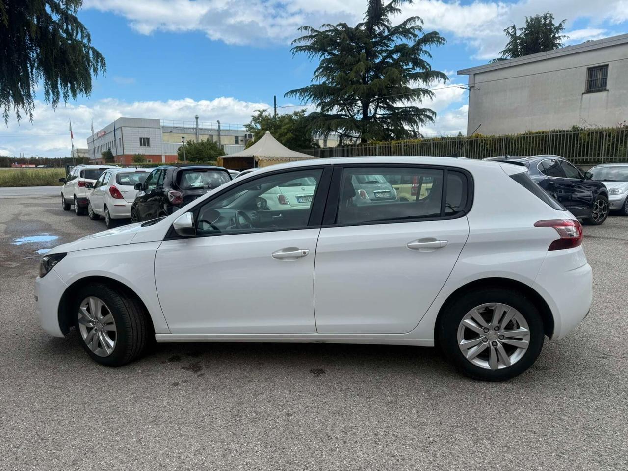 Peugeot 308 BlueHDi 1.6 HDI 120 S&S Allure BERLINA-2016