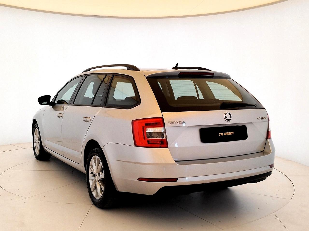 Skoda Octavia 1.6 TDI SCR 115 CV Wagon Executive - NEOPATENTATI