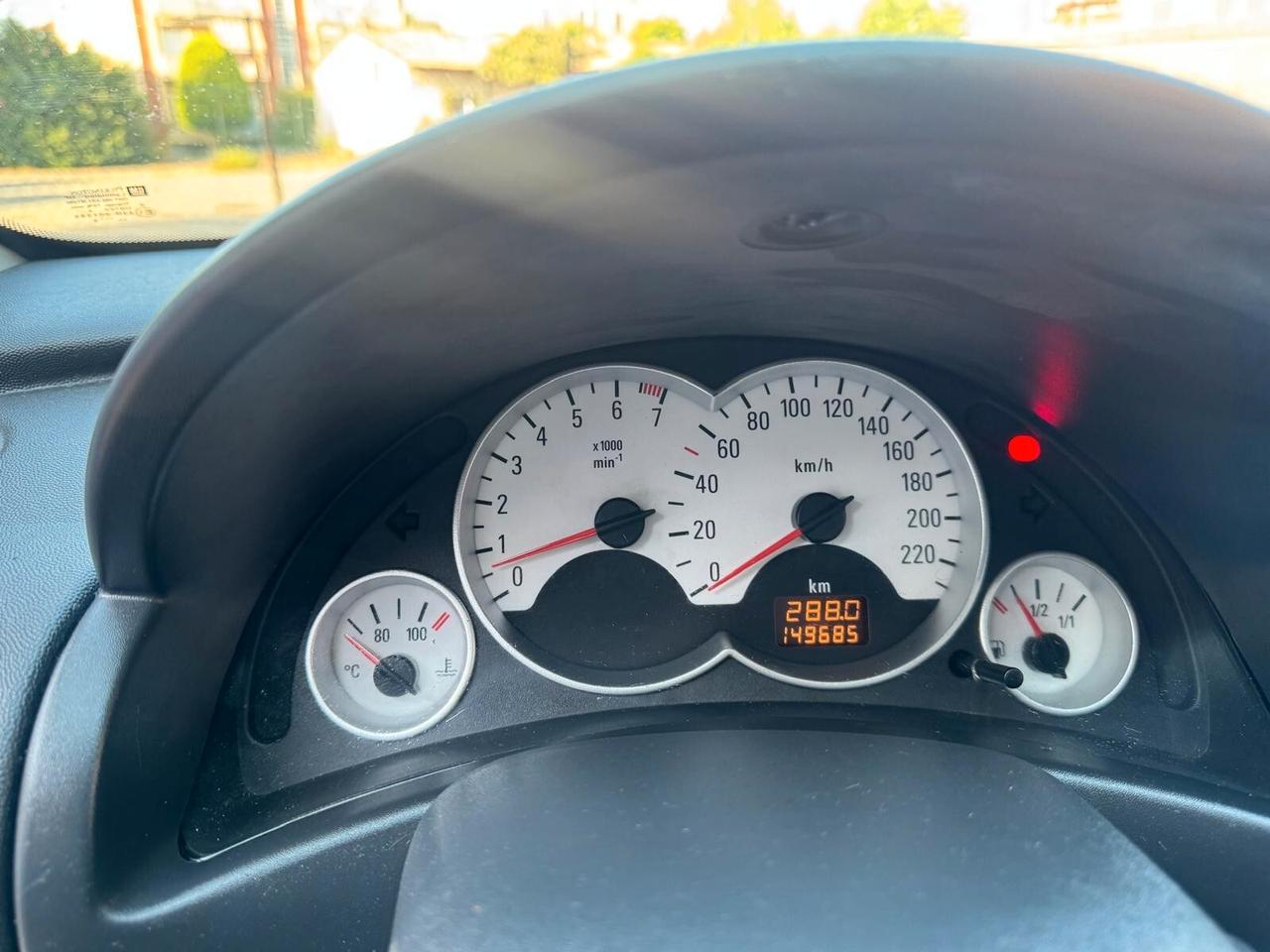 Opel Corsa Anno 2006 1.0 Benzina 5 porte 44 KW