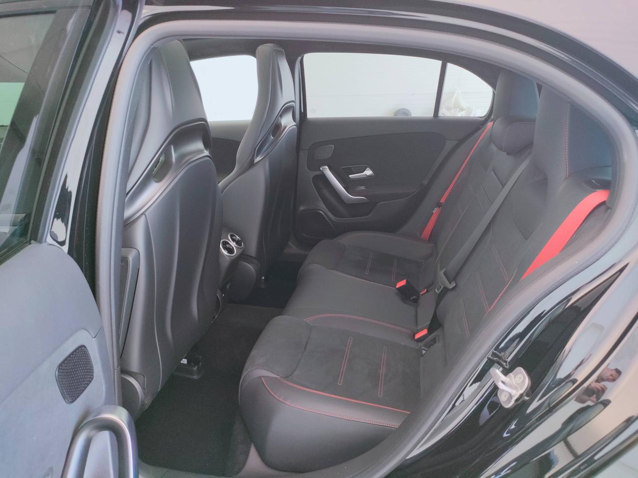 Mercedes-Benz Classe A - W177 2023 - A AMG 35 Premium AMG Racing Collection 4matic auto