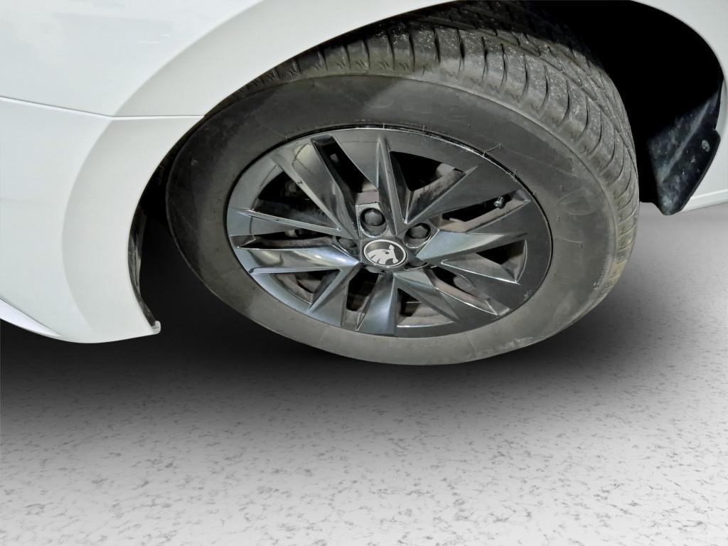 Skoda Fabia 1.0 tsi evo Young Edition 95cv