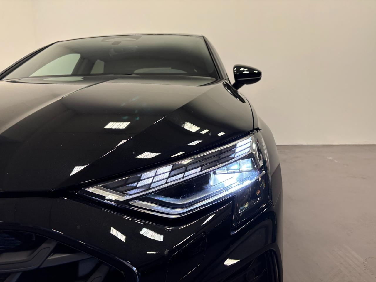 AUDI A3 SPORTBACK TFSI S-TRONIC S-LINE EDITION