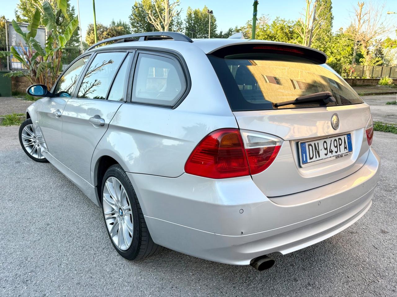 Bmw 318i 2.0 benz/metano BRUCIA OLIO