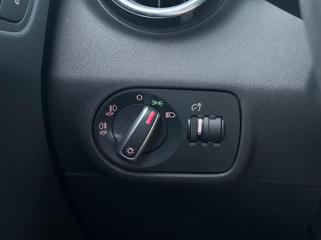 AUDI A1 1.2 TFSI 86 CV 3 PORTE - 2012 NEOPATENTATI