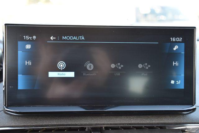 PEUGEOT 5008 BlueHDi 130 S&S EAT8 Allure