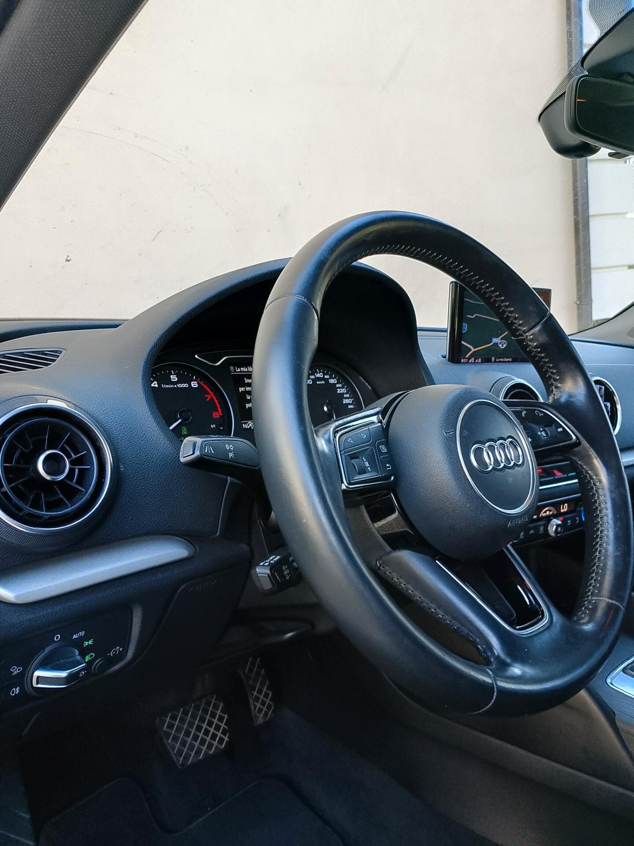 Audi A3 SPB 30 g-tron S tronic Sport