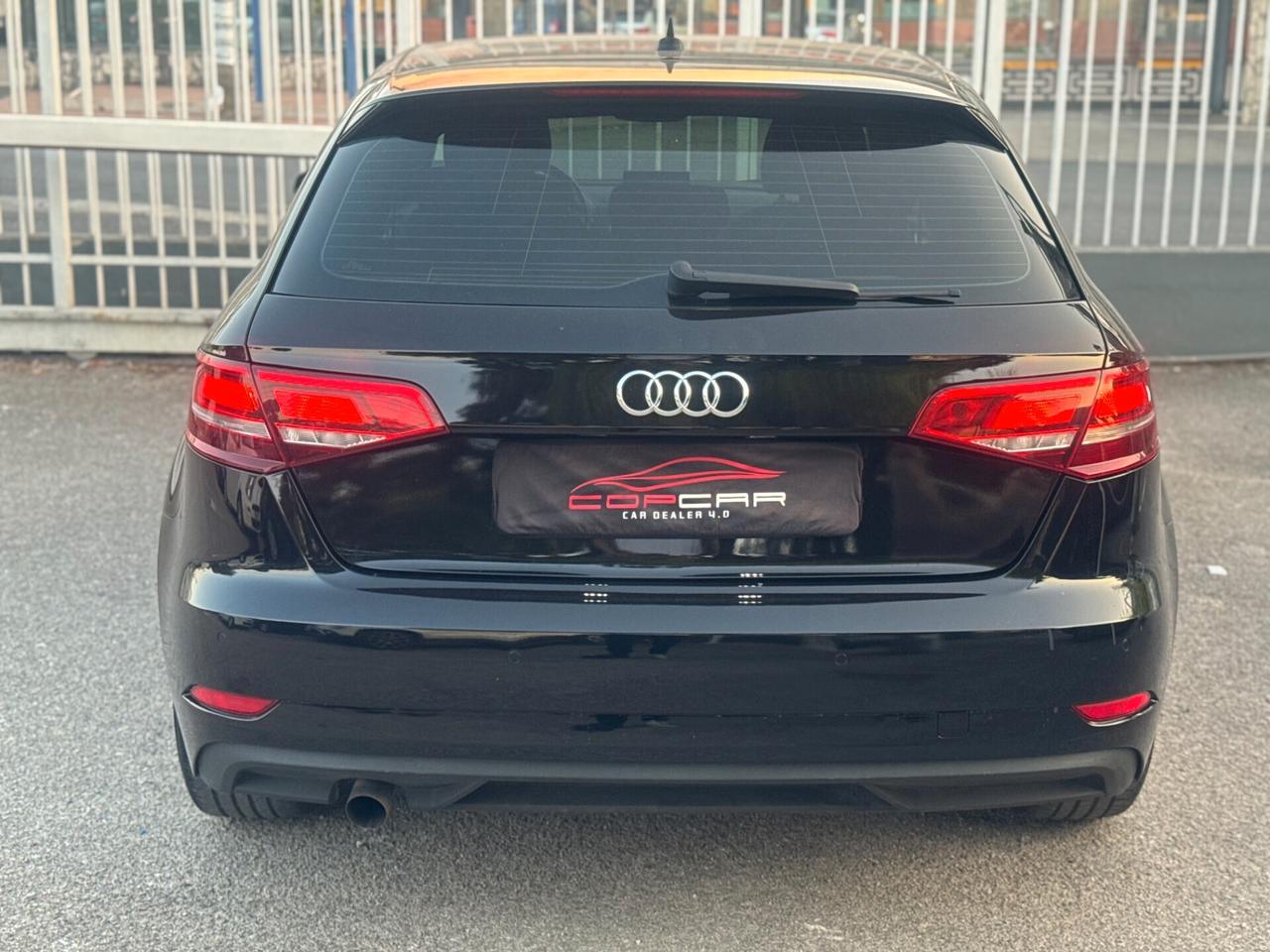 Audi A3 Sportback 1.6 TDI 110CV Sport LED NAV