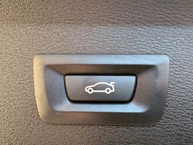 BMW X1 sDrive18d Business Advantage SPORT AUTO