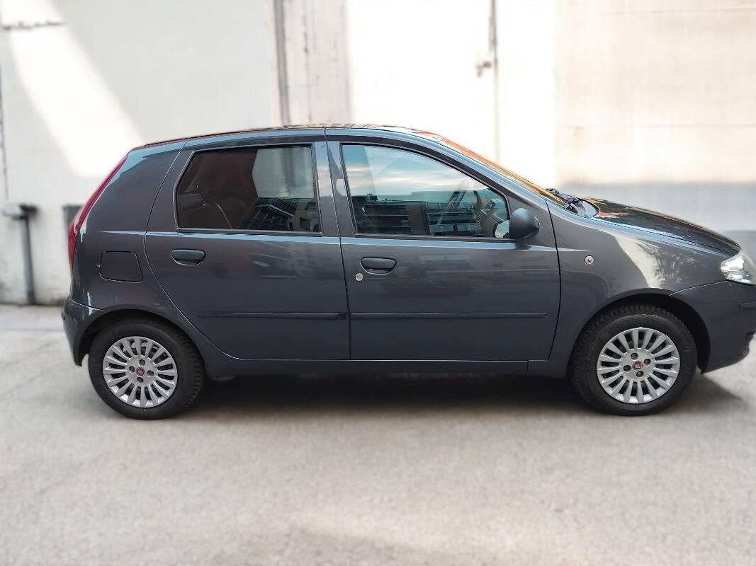 Fiat Punto Fiat Punto II 2011 1.2 Classic Active 5p