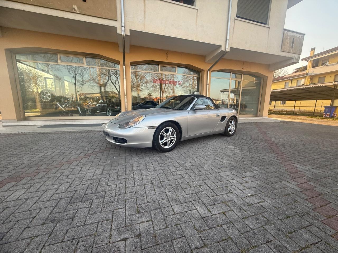 Porsche Boxster 2.5i 24V cat