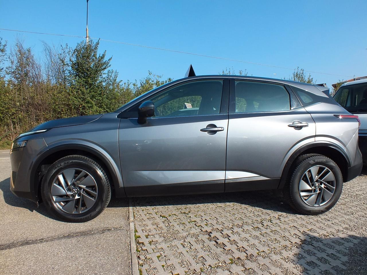 NISSAN QASHQAI MHEV 140 CV 22.000 KM!!