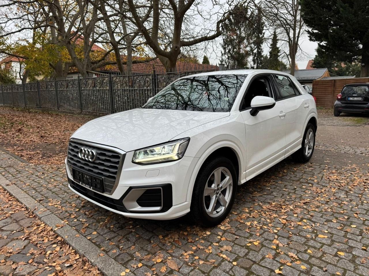 Audi Q2 30 TDI S tronic Business Design