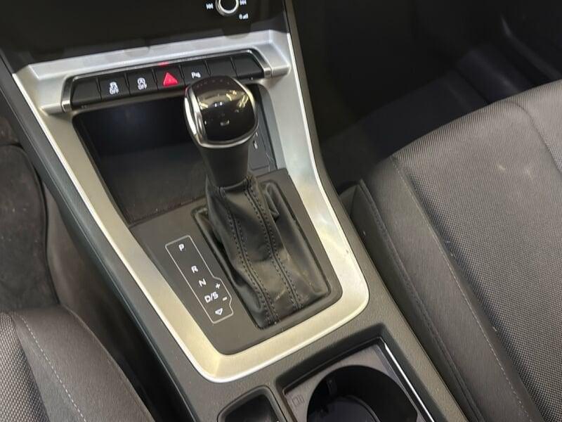 Audi Q3 35 TDI quattro S tronic Business Advanced