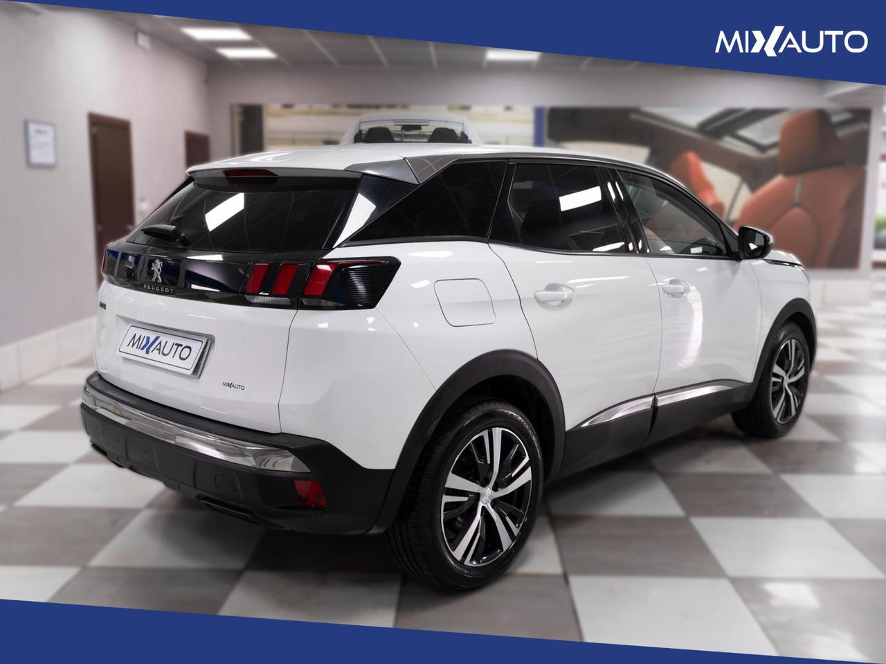 Peugeot 3008 1.2 Puretech Turbo Allure S&S 130CV