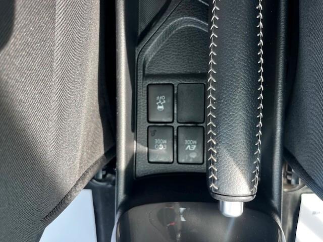 Toyota Yaris 5p 1.5h Active 75 CV " X NEOPATENTATI "