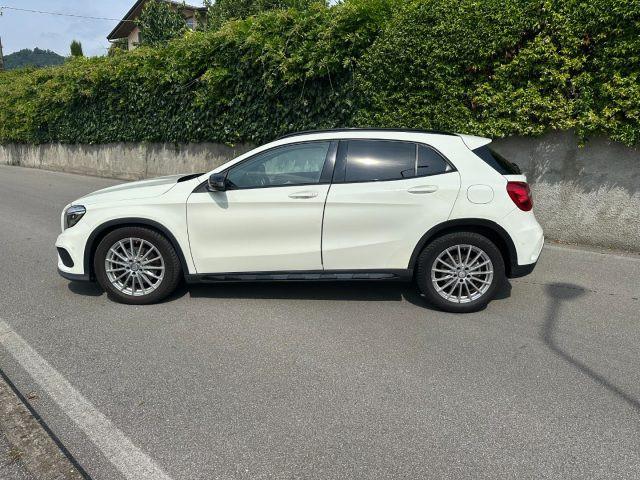 MERCEDES-BENZ GLA 220 CDI Automatic 4Matic Sport