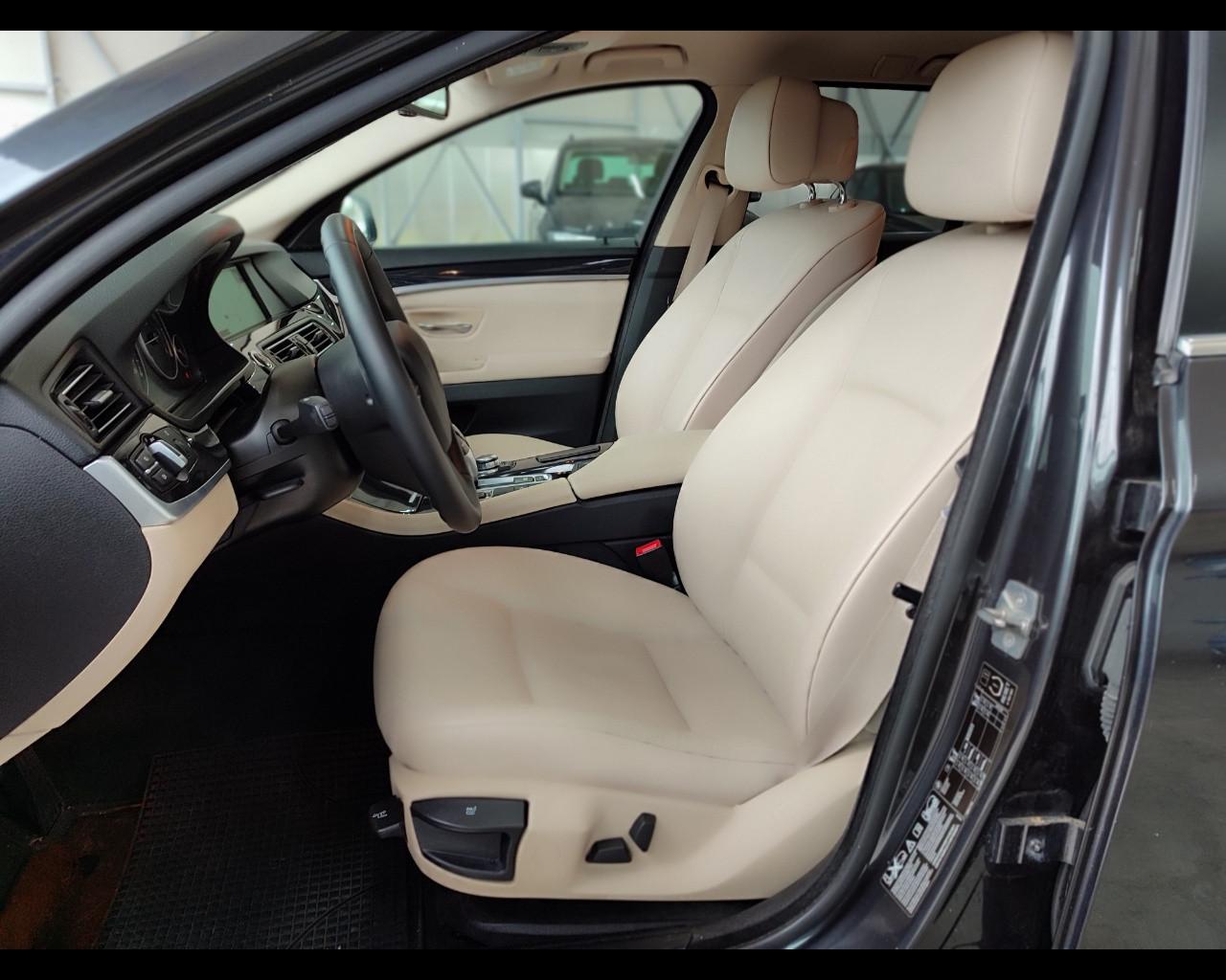 BMW Serie 5 (F10/11) - 525d xDrive Touring Business