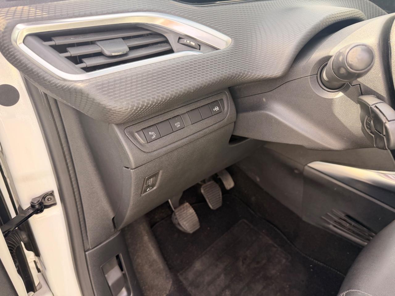 Peugeot 2008 1.6 e-HDi 115 CV Stop&Start Allure