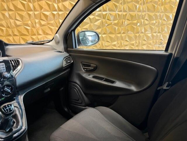 Lancia Ypsilon 1.2 69 CV 5 porte GPL Ecochic Gold