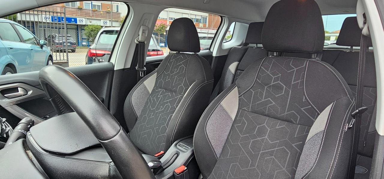 Peugeot 2008 BlueHDi 100 Active