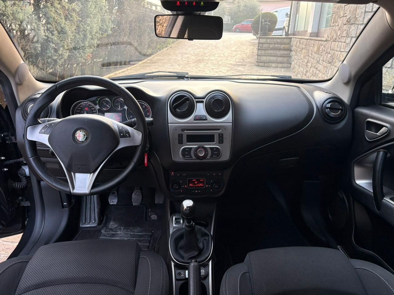 Alfa Romeo MiTo 1.4 105 CV M.air S&S Distinctive Sport Pack