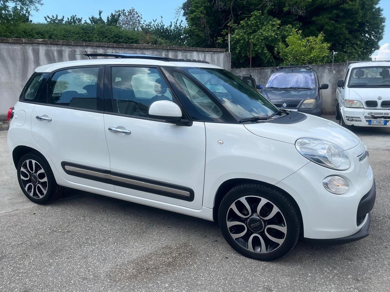 Fiat 500 L-1.6 mjt lounge-tetto apr-2013