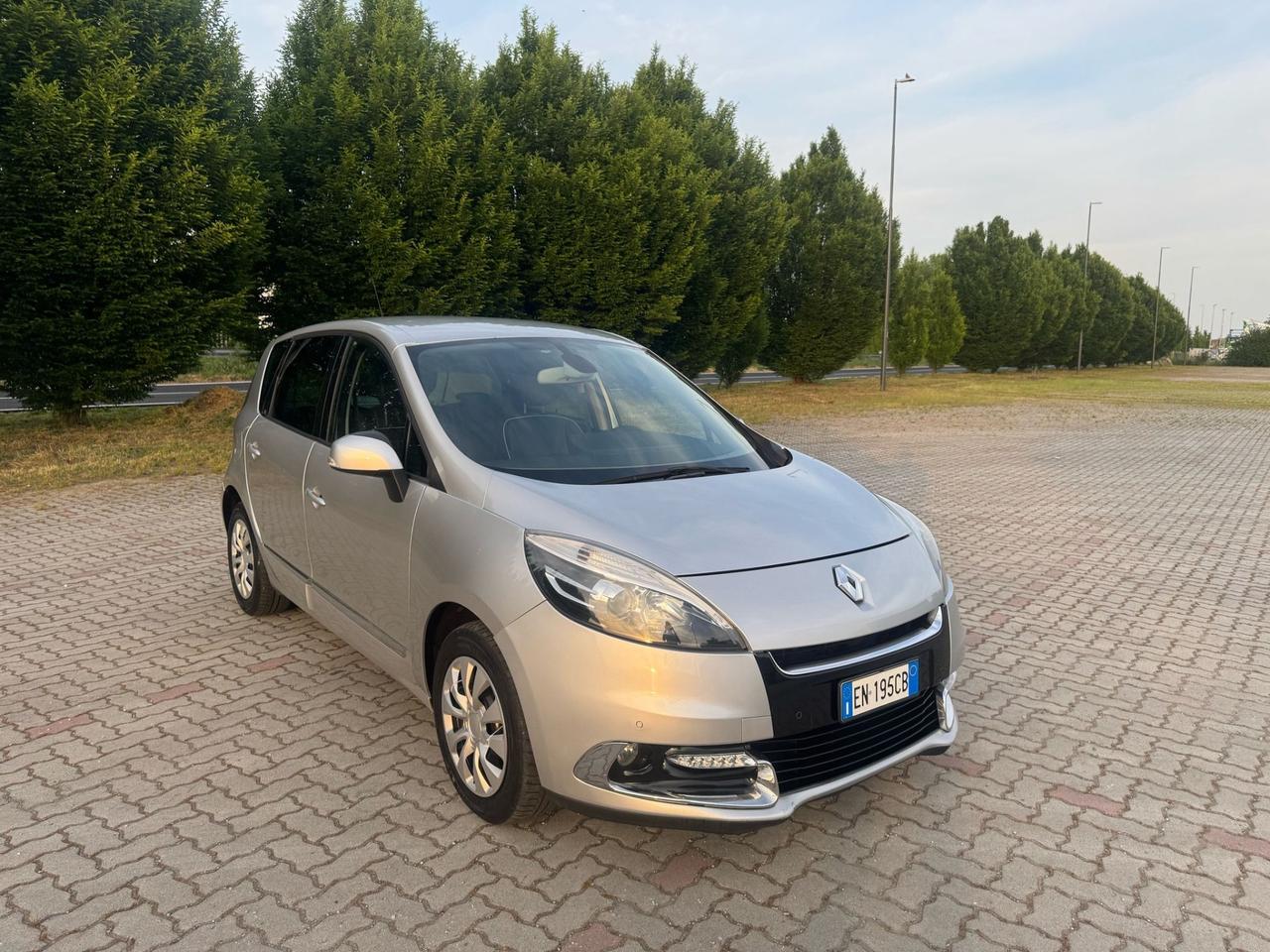 Renault Scenic Scénic XMod 1.6 dCi 130CV Start&Stop Live