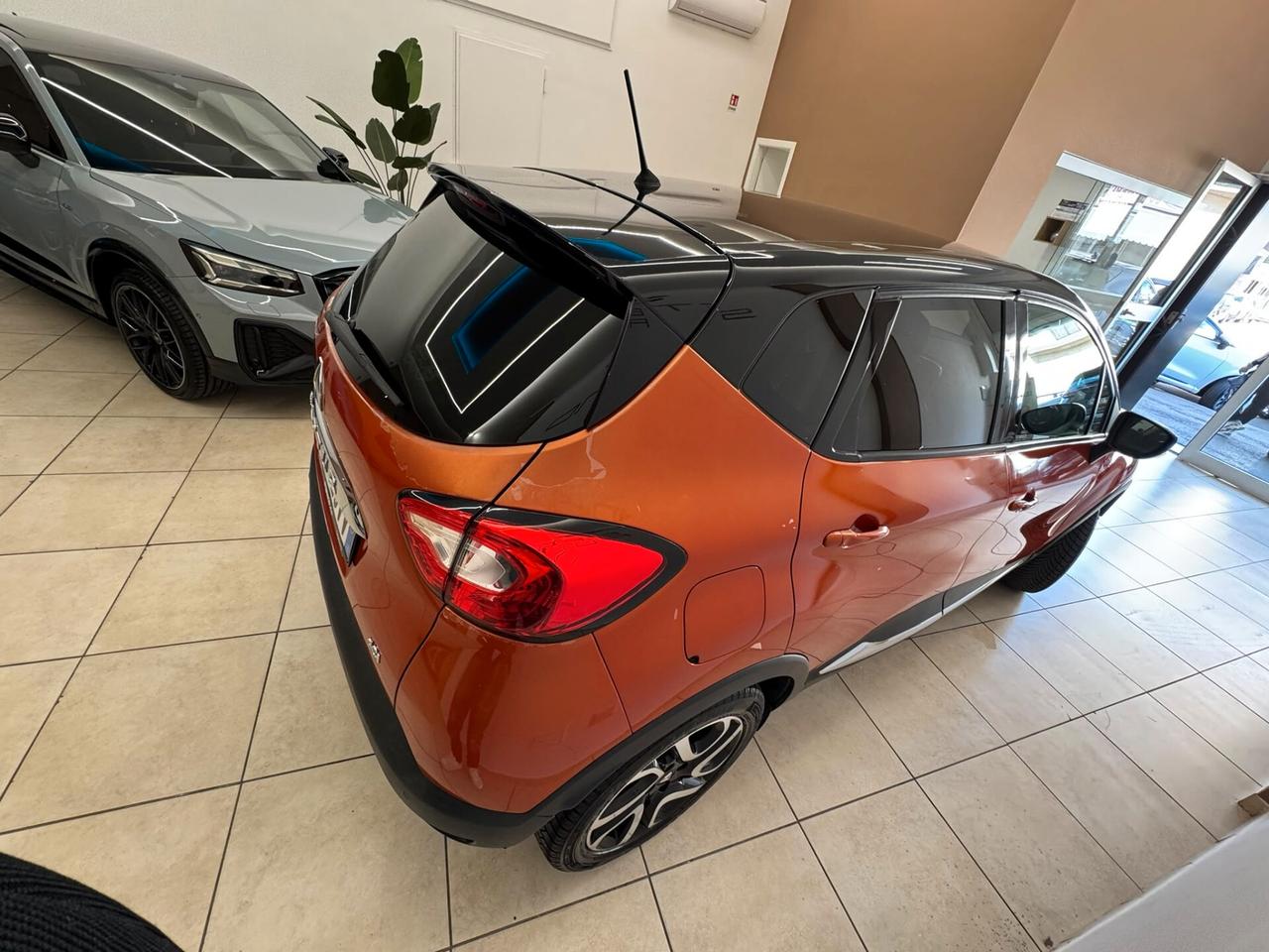 Renault Captur dCi 8V 90 CV EDC Start&Stop Energy Iconic