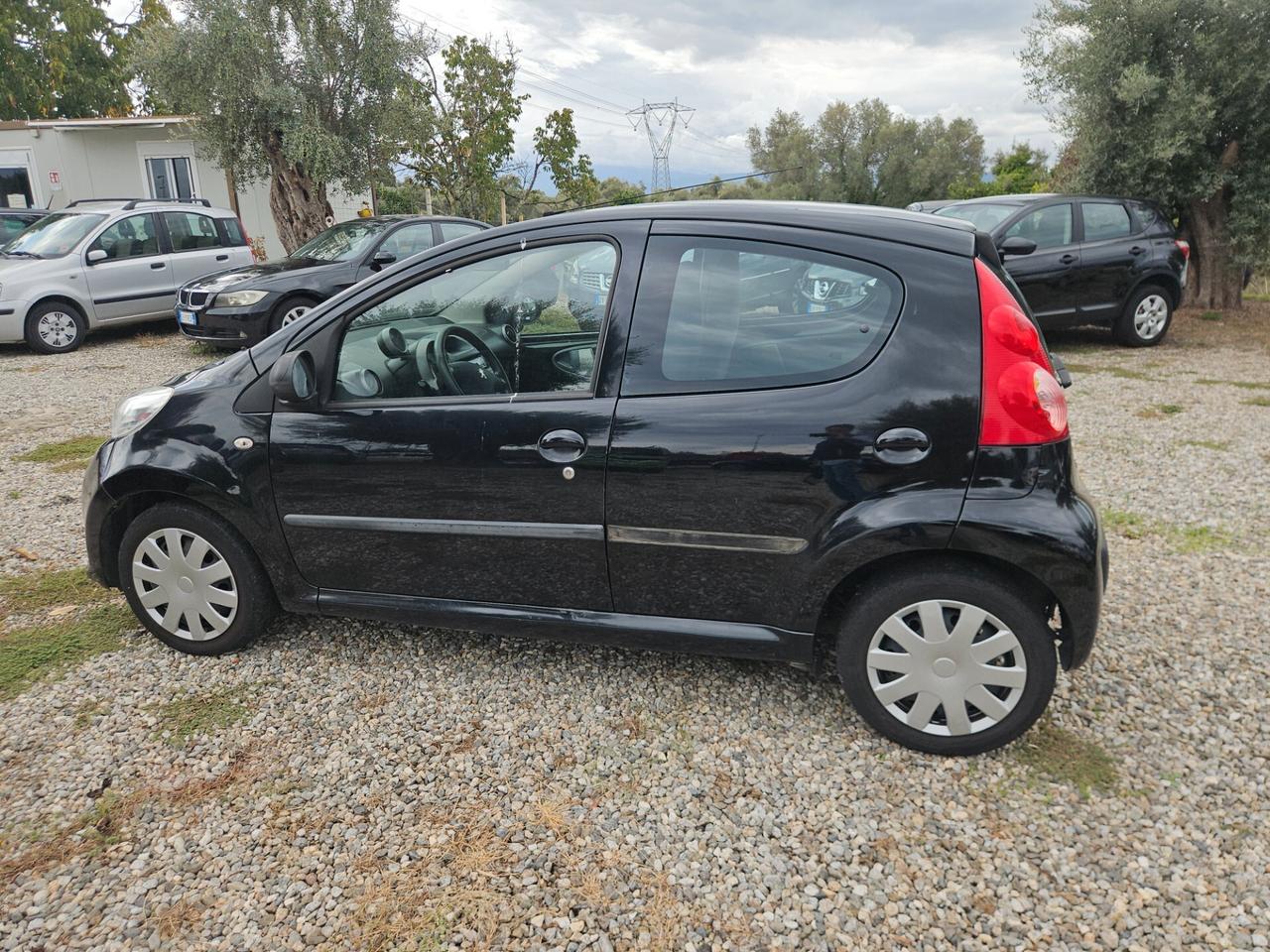 Peugeot 107 1.0 68CV 5p. Plaisir