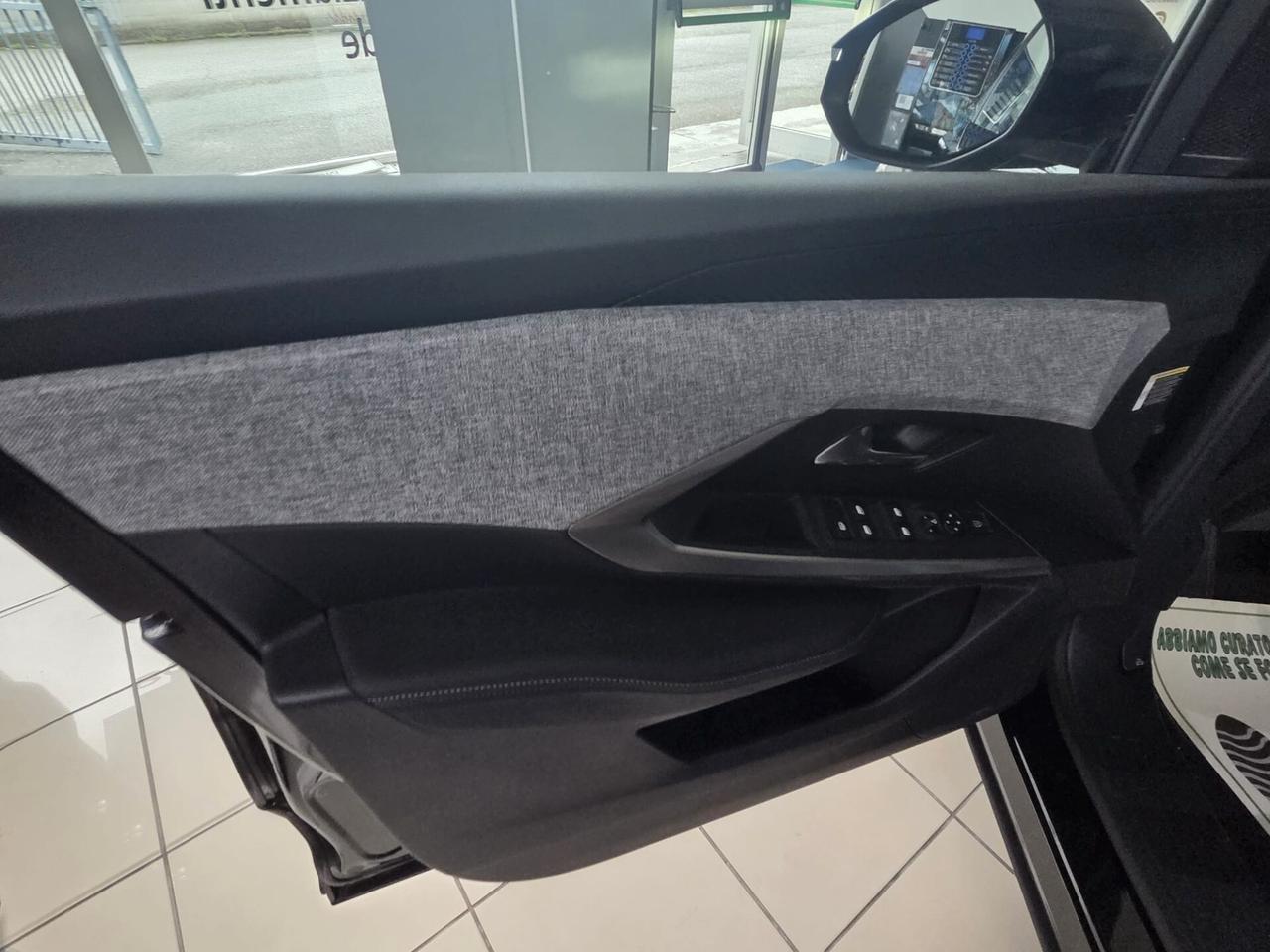 Peugeot 3008 HYBRID KM/0 NESSUN OBBLIGO FINANZIARIO !!
