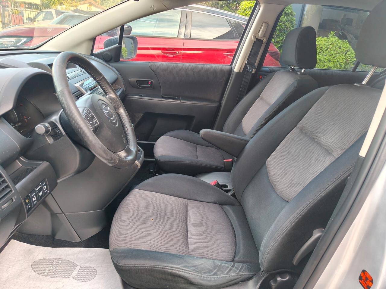 Mazda 5 Mazda5 2.0 MZ-CD 16V 110CV 7 POSTI