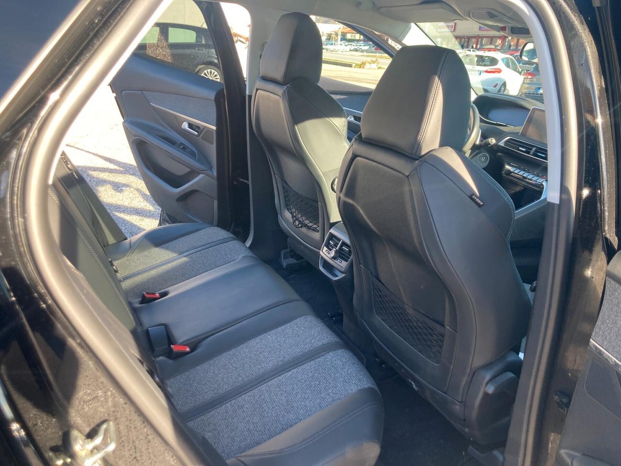 Peugeot 3008 BlueHDi 120 S&S Business