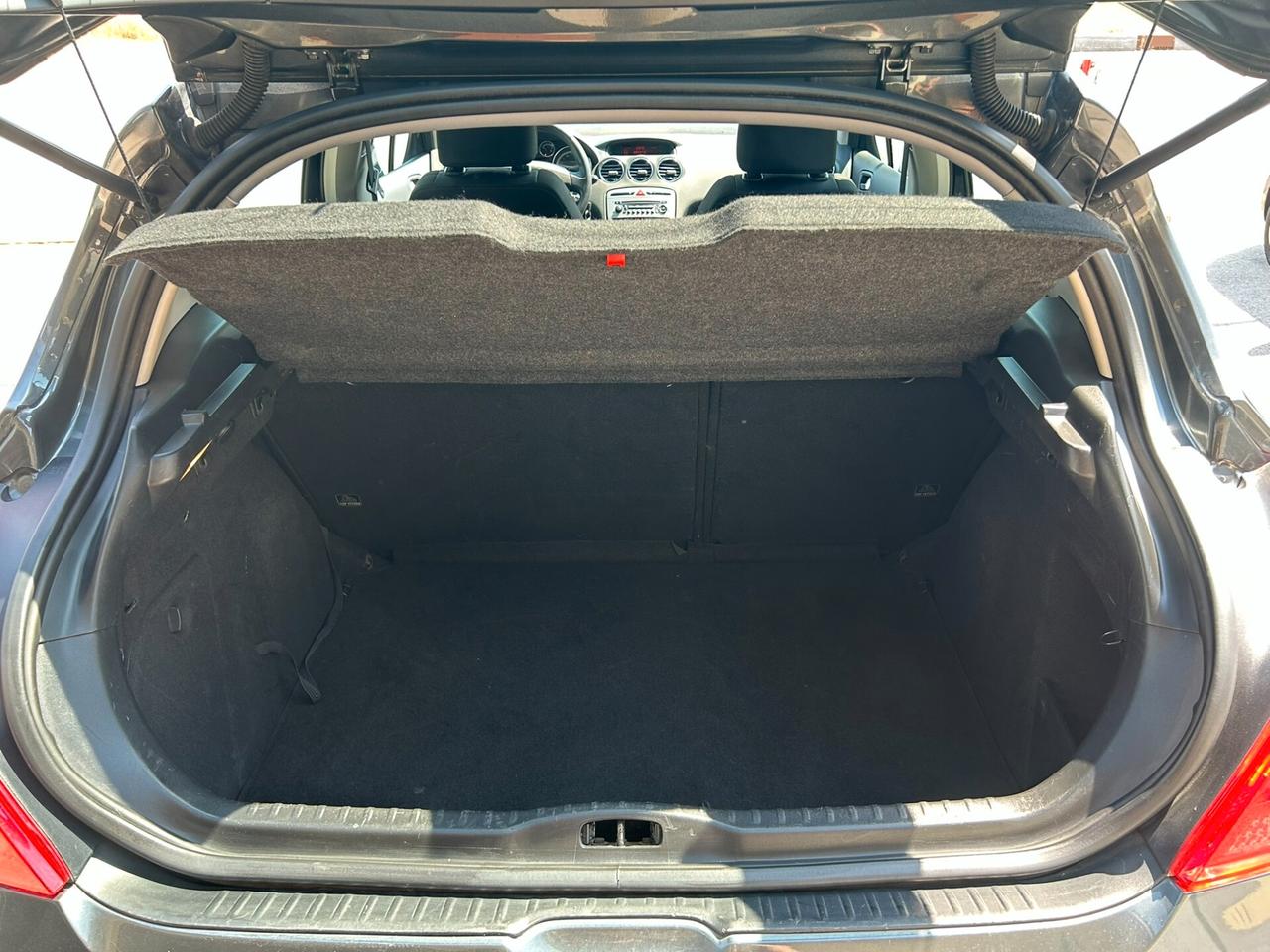 Peugeot 308 1.6 VTi 120CV 5p. - OK NEOPATENTATI