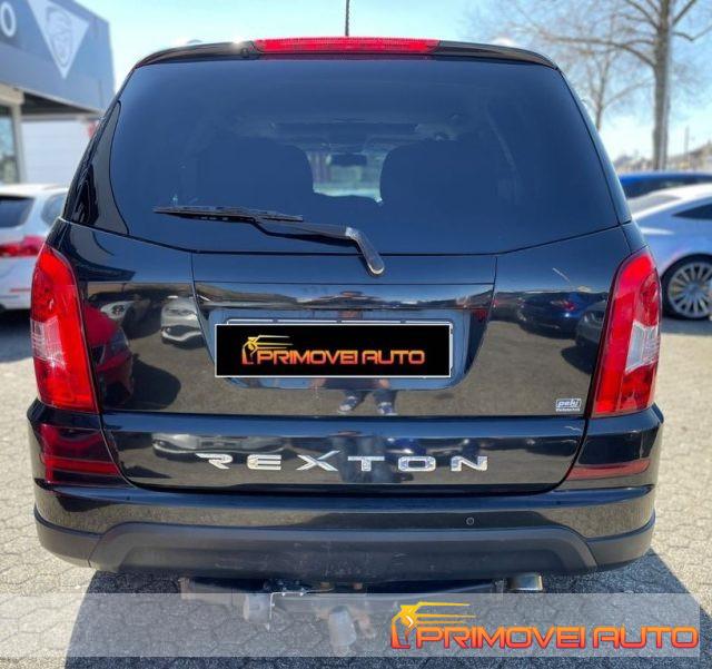 SSANGYONG Rodius 2.0 Xdi 4WD M/T Crystal