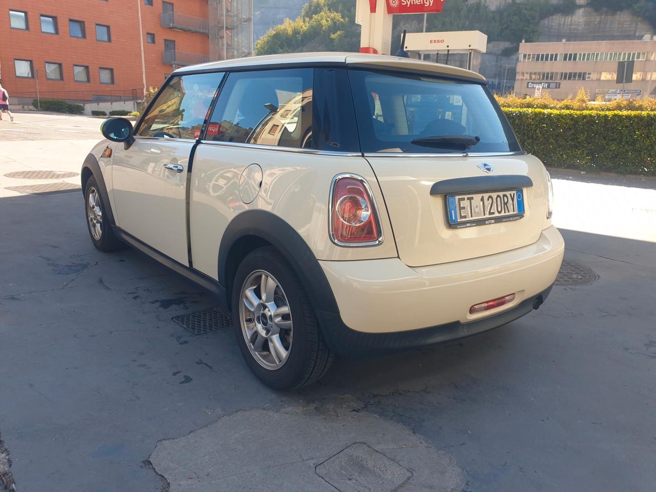 Mini 1.6 16V One (55kW)