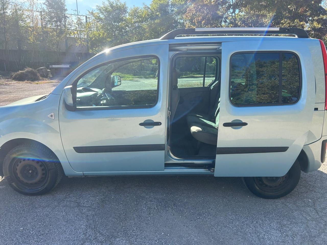 Renault Kangoo 1.6 cc Benzina/GPL 80.000 km GPL 2032