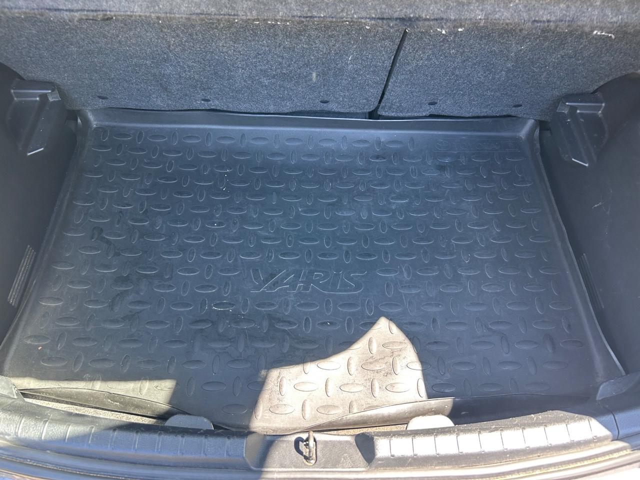Toyota Yaris 1.0 5 porte Lounge