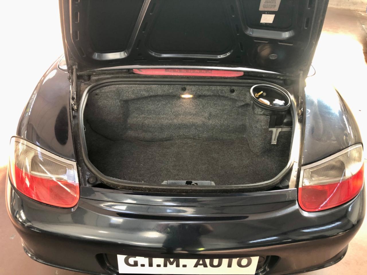 Porsche 986 2.5i per commercianti