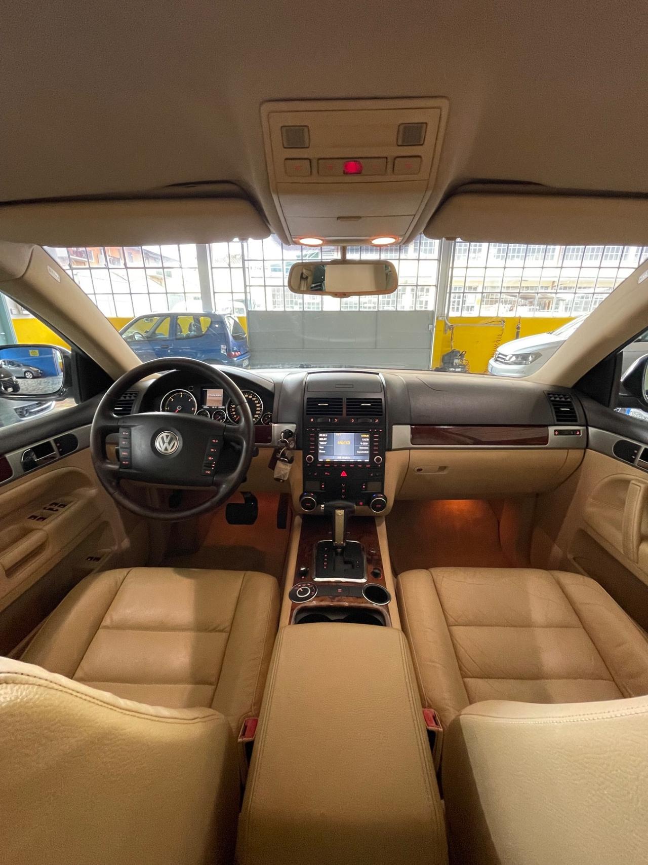 Volkswagen Touareg 3.0 V6 TDI TAGLIANDI CERTIFICATI