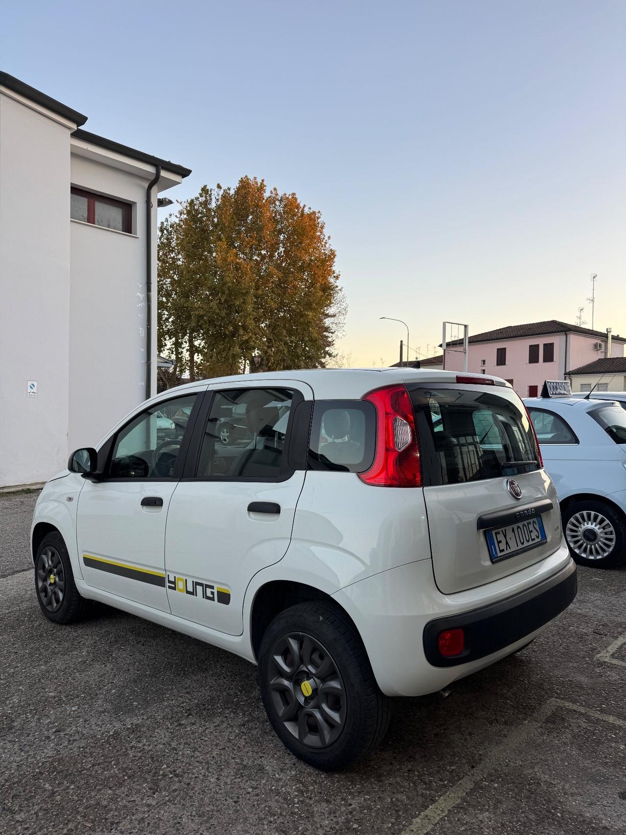 Fiat Panda 0.9 TwinAir Turbo Natural Power Young