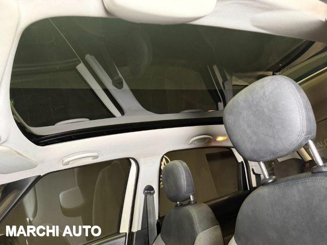 FIAT 500L 0.9 TwinAir Turbo Natural Power Lounge