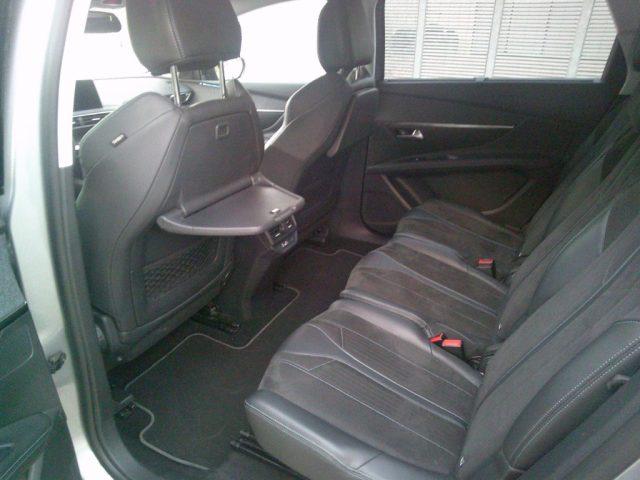 PEUGEOT 5008 BlueHDi 130 S&S Crossway