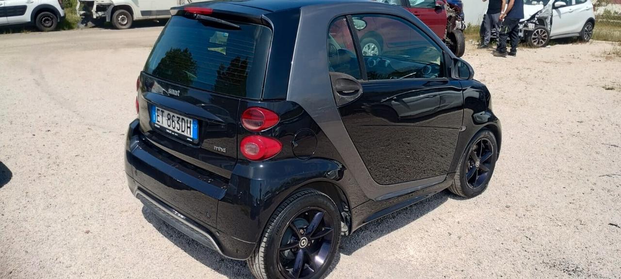 Smart ForTwo 1000 52 kW MHD coupé passion BENZINA
