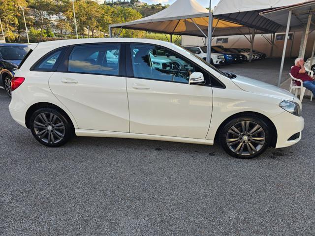 MERCEDES-BENZ B 180 CDI Automatic Executive