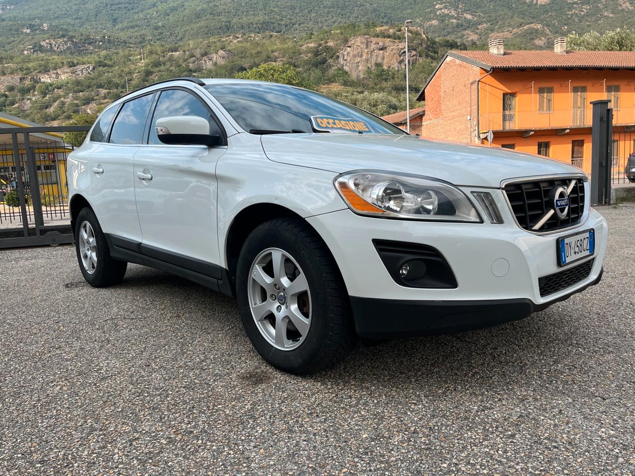 Volvo XC 60 XC60 D5 AWD Geartronic Momentum